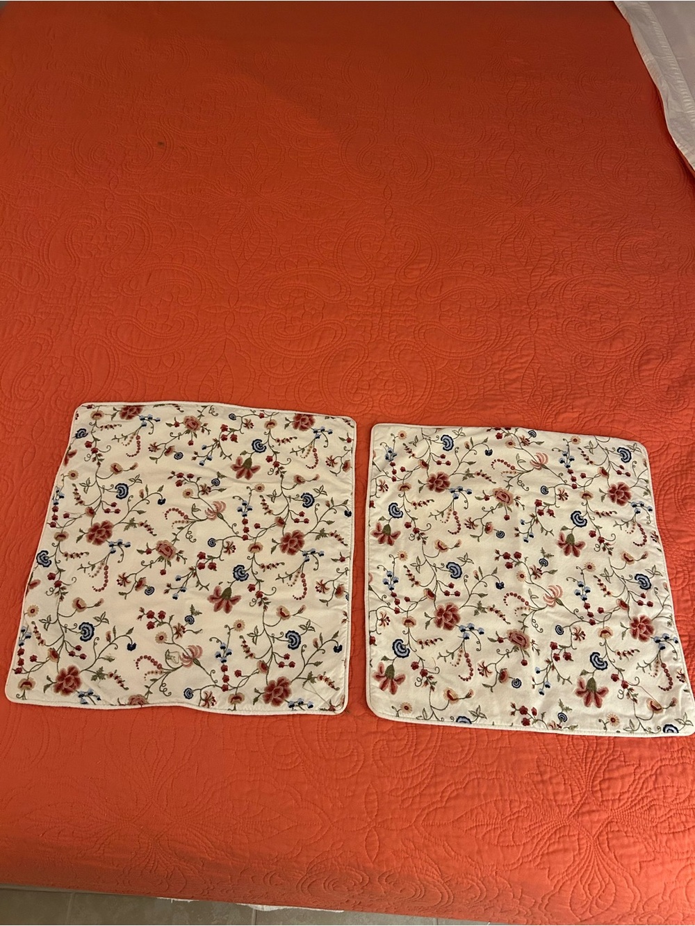 2 Pottery Barn Embroidered Floral Accent Pillow Cover in Cream and Red